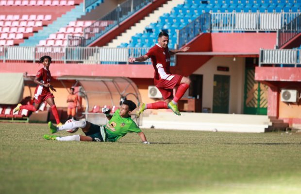  Foto: Madura United dalam sesi latihan