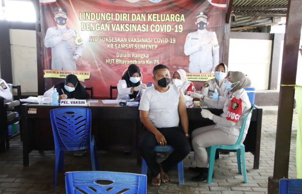 Foto: kegiatan vaksin gratis di sumenep