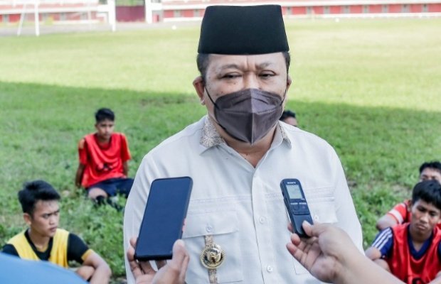 Foto : Bupati Jember saat di konfirmasi awak media