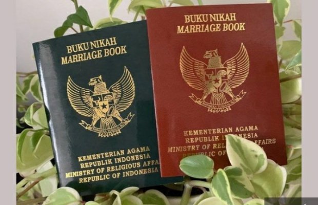 Foto: Ilustrasi Buku Nikah (Geogle)