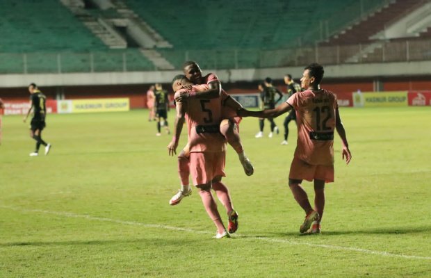 Foto: Madura United vs Barito Putera