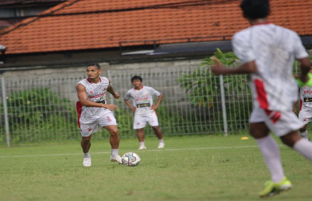 Foto : Renan Silva sudah berlatih bersama Madura United