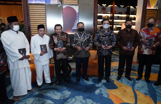 Foto: Peluncuran buku oleh Kasad