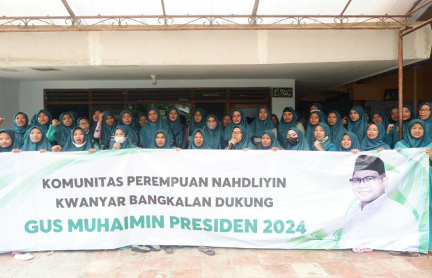 Foto : Komunitas Perempuan Nahdliyin Kecamatan Kwanyar Kabupaten Bangkalan dukung Gus Muhaimin menjadi Presiden 2024.