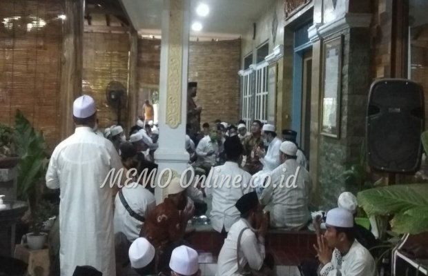 Foto: Kegiatan Rekom massal berlangsung di pendopo Ponpes Salafiyah Syafi'iyah
