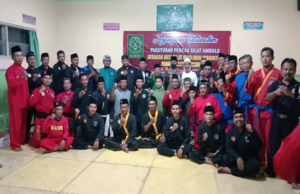 Foto: Silaturrahmi Antar Perguruan Paguyupan Perguruan Pencak Silat di Kecamatan Ambulu