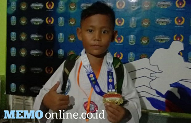 Foto: Haikal Ramadhan Siswa SD Negeri Jalmak 1 Pamekasan Peraih Medali Emas Lomba Taekwondo