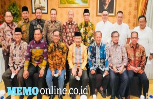 Foto: Bupati Pamekasan, Baddrut Tamam Saat Pertemuan Para Sesepuh Madura di Jakarta