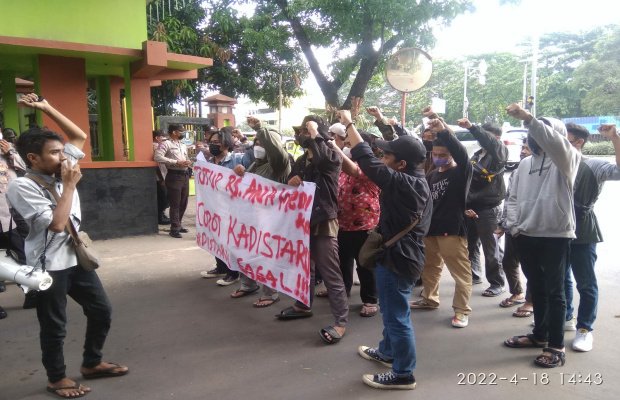 Foto: Aksi massa Barisan Aktivis Kota Bekasi