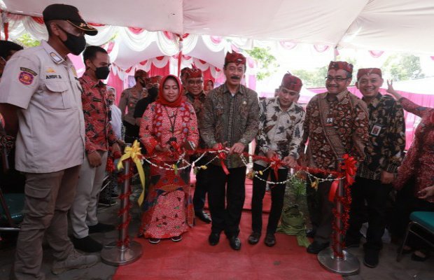 Foto : Peresmian Sistem Elektronik Pasar Oleh Wakil Bupati Pamekasan.