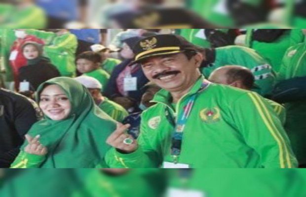Foto : Wakil Bupati Pamekasan hadir langsung dan berikan dukungan kepada atlet Pamekasan di porprov Jatim VII yang digelar di Stadion Jember Sport Gardern.