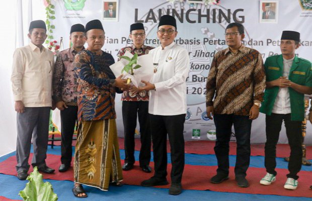 Foto : Bupati Pamekasan, Baddrut Tamam Launching programnya Pesantren berbasis agri santriprenuer