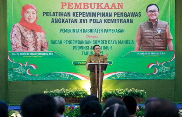 Foto : Bupati Pamekasan, Baddrut Tamam.
