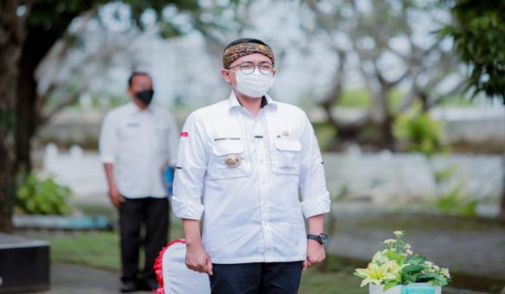 Foto : Bupati Pamekasan, Baddrut Tamam.
