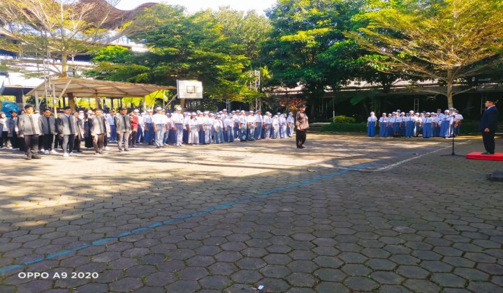 Foto: Suasana saat Upacara Hari Kemerdekaan RI ke-77 di Sekolah SPI Kota Batu
