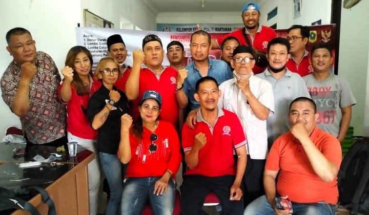 Poto bersama anggota Pokja dan ketua pokja