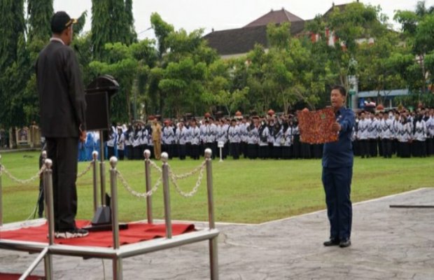 Foto: Bupati Fauzi saat jadi irup peringatan HGN