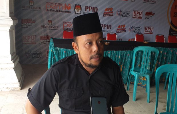 Foto: Rafiqi Tanzil, Komisioner KPU Sumenep