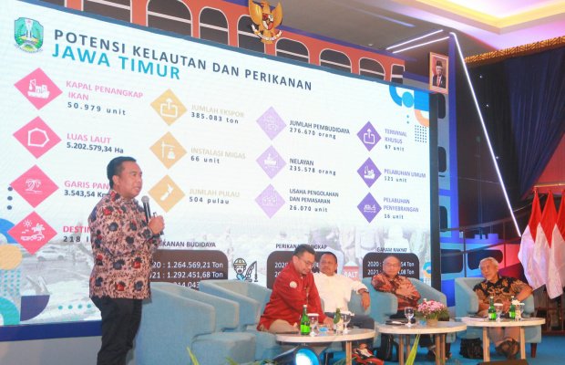 Foto: Kegiatan Seminar Nasional Pemanfaatan Ruang Pesisir dan Laut Dalam Rangkaian HPN PWI Jatim 2023