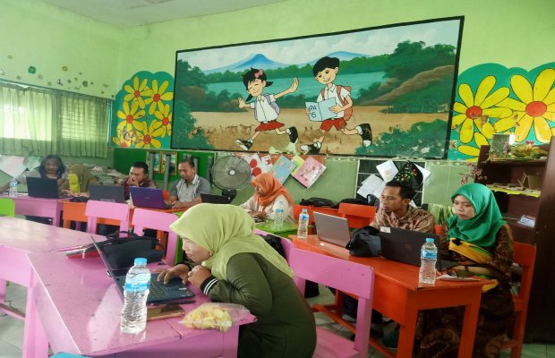 Foto: Rumah Literasi Sumenep Menggelar Pelatihan Membuat Blog