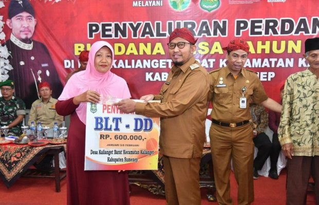 Foto: Bupati Sumenep Achmad Fauzi saat Peluncuran Perdana Penyaluran Bantuan Langsung Tunai Dana Desa 2023 