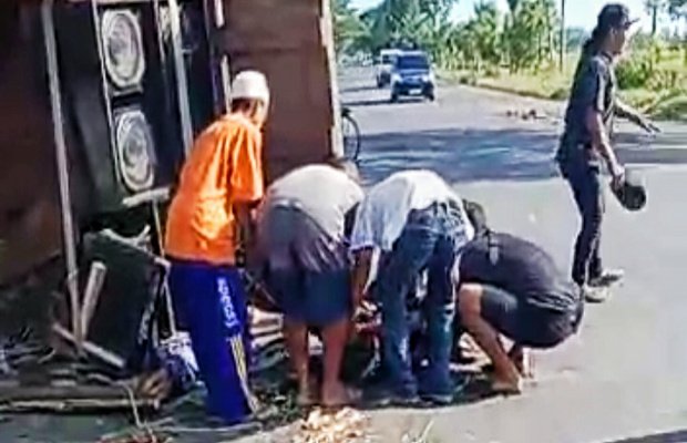 Foto : screenshot video nitizen yang viral