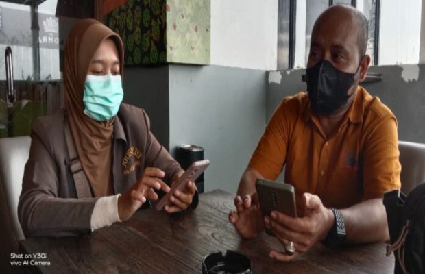 Foto: Wahyudi, Ketua SMSI Sumenep dan Ida Okvinita, Bendahara SMSI Sumenep