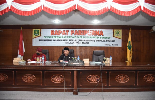 Foto: Wakil Ketua DPRD Sumenep Moh Syukri dan juga Sekretaris Daerah Edy Rasiyadi (by Ibnu)
