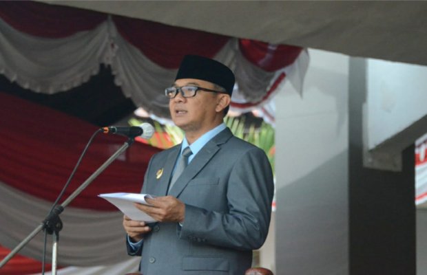 Foto: Plt Bupati Bogor Iwan Setiawan saat memberikan sambutan