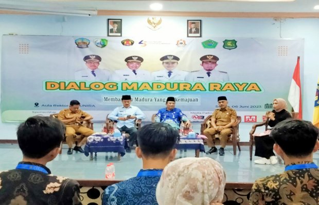Foto: BEM FEB Universitas Madura Menggelar Dialog Madura Raya, Selasa (06/06/2022).