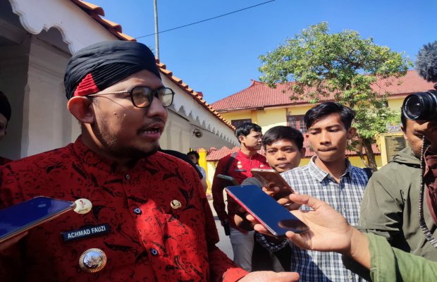 Foto: Bupati Sumenep Achmad Fauzi Wongsojudo ketika dikonfirmasi sejumlah awak media, Jumat (4/8/2023).