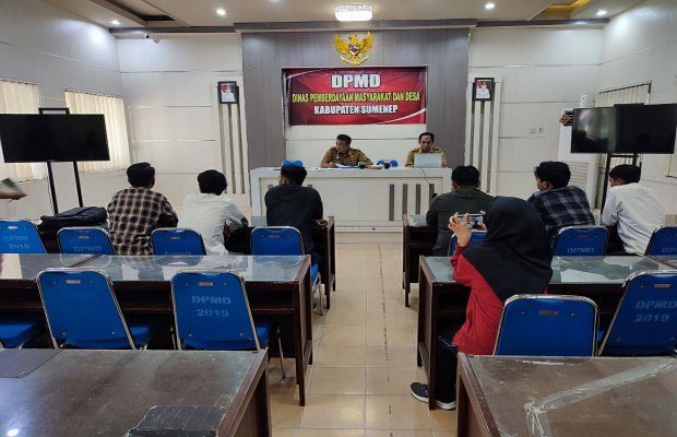 Foto: Dinas Pemberdayaan Masyarakat dan Desa (DPMD) Kabupaten Sumenep, menerima audiensi dari aktivis Kauskus Muda Madura