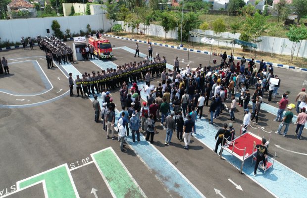 Foto: Polres Sumenep saat melakukan simulasi Sispamkota