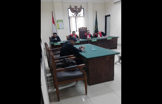Foto: Suasana sidang vonis terdakwa korupsi kapal 'ghoib' mantan Bupati Sumenep di PN Tipikor Surabaya