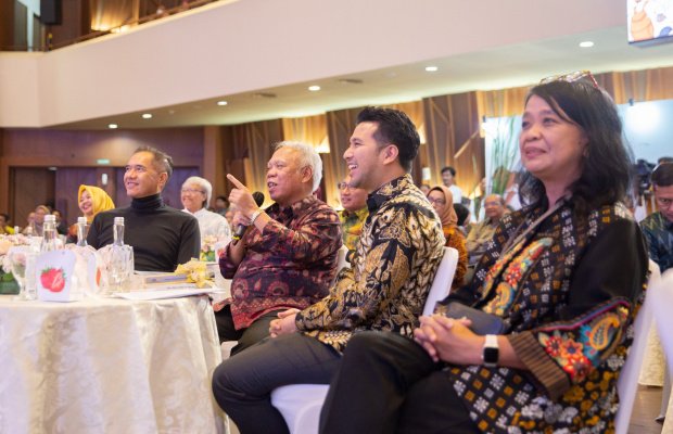 Foto: Menteri PUPR dan Gita Wirjawan saat Diskusikan Kota Berkelanjutan di Hari Habitat Dunia