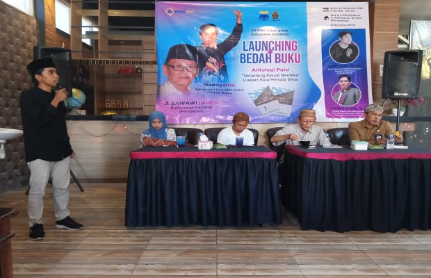 Foto: Lounching bedah buku antologi puisi