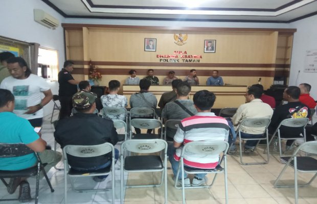 Foto: Mediasi polsek Taman sidoarjo Terkait  WNA asing yang susah diatur