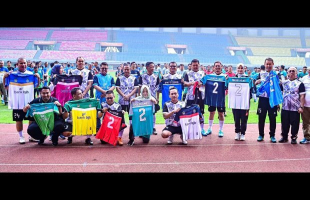 Foto: Swafoto Para Camat se-Kota Bekasi