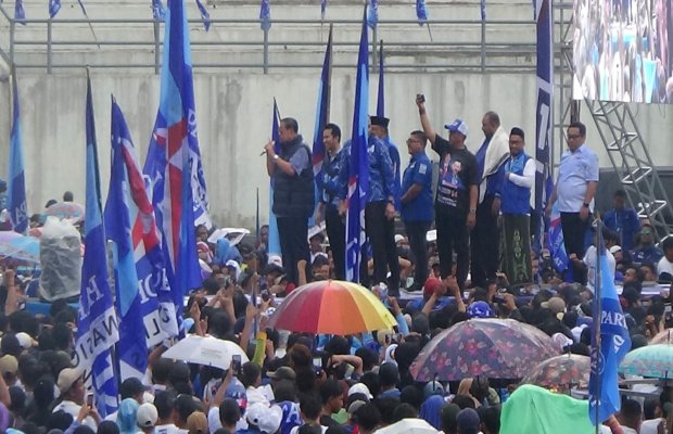 Foto : Susilo Bambang Yudoyono saat menyampaikan orasi politiknya