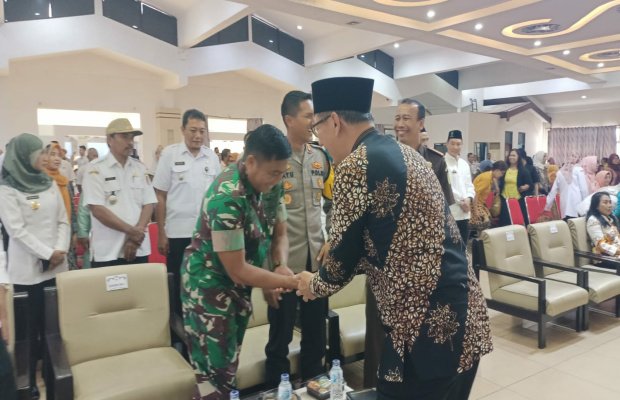 Foto: Gus firjaun dan Dandim jember