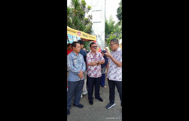 Foto: Camat Citeureup Dan kadis disperdaging kabupaten Bogor