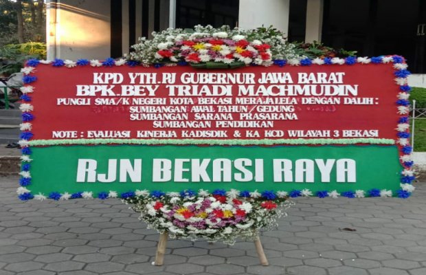 Foto: Karangan bunga yang dikirim RJN Bekasi