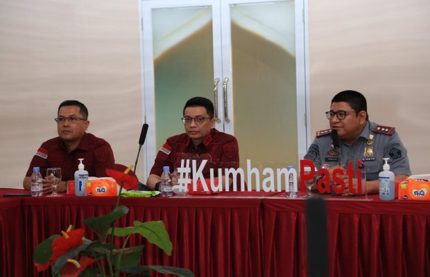 Foto: Studi Tiru Kantor Imigrasi Kelas II Non TPI Kotamobagu ke Kantor Imigrasi Kelas I TPI Tanjung Perak