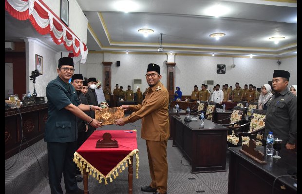 Foto: Bupati Fauzi dan Ketua DPRD Sumenep