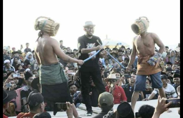 Foto: Festival Ojung 2024 di Pantai Air Tawar Badur