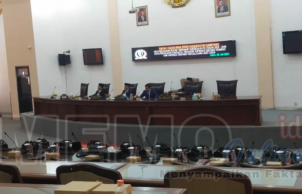Foto : Suasana Paripurna di DPRD Sampang 