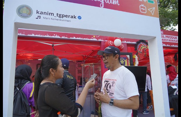 Foto: I Gusti Bagus M. Ibrahiem, Kepala Kantor Imigrasi Kelas I TPI Tanjung Perak saat dikonfirmasi awak media