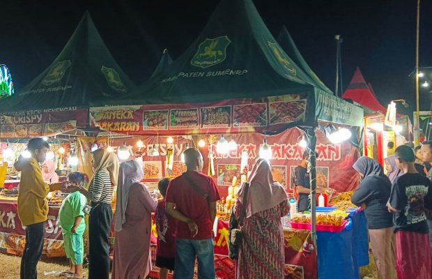 Foto: Suasana Tenda UMKM di Madura Culture Fest 2024