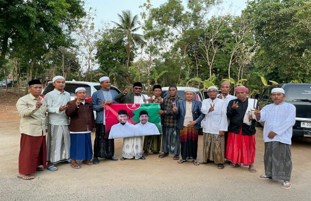 Foto: Aliansi Kiai Sumenep saat deklarasi Dukung Penuh Fauzi-Imam di Pilkada 2024