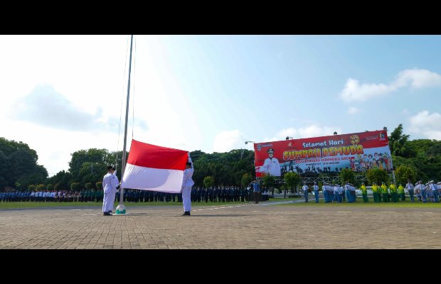 Foto: pelaksanaan upacara Hari Sumpah Pemuda di Alun-alun Lumajang, (Kominfo)